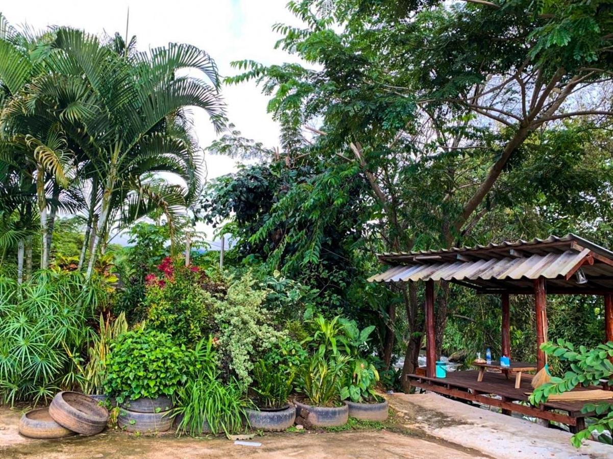 Huean Him Pan Homestay เฮือนฮิมปานโฮมสเตย์ Ban Mae Pan Exterior foto